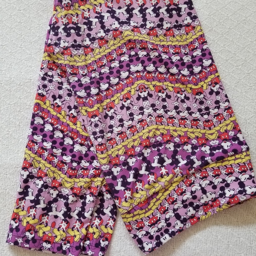 LuLaRoe Disney Leggings size TC2